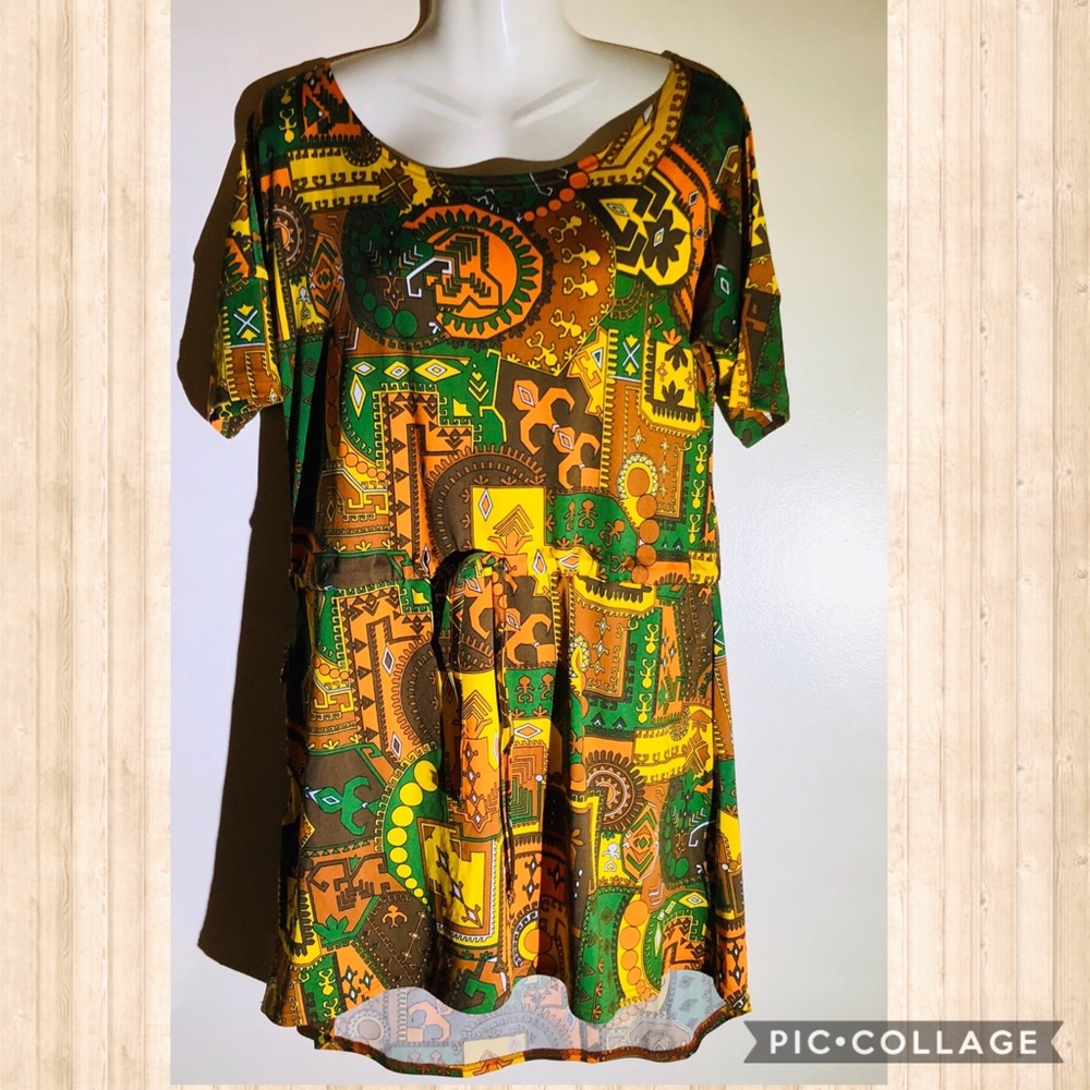 Boutique-Tracy Negoshian Tribal Hopper Green dress